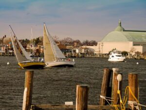 Sailing in front of the Academy