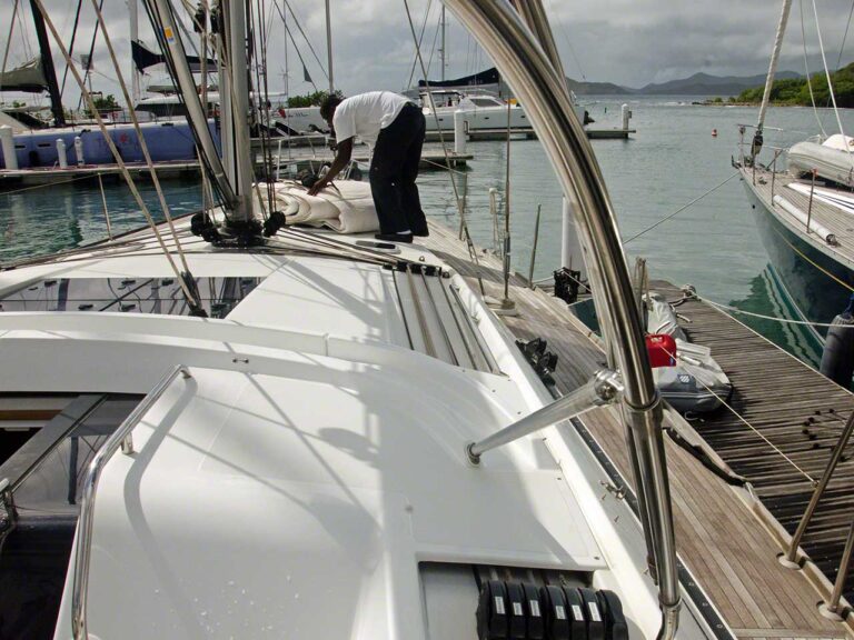 Richardson's Rigging help with the genoa