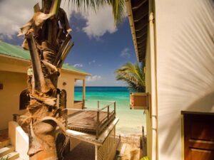 Front view of Chateau Relaxeau