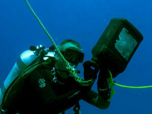 Chris tying the float to the line