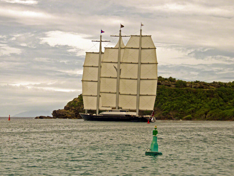 Maltese Falcon with sails set leaving Falmouth