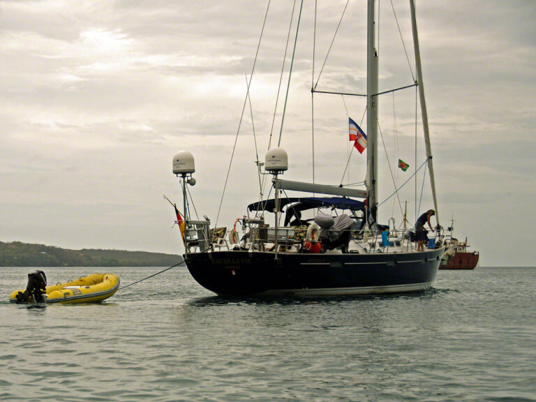 Eau de la Vie departing