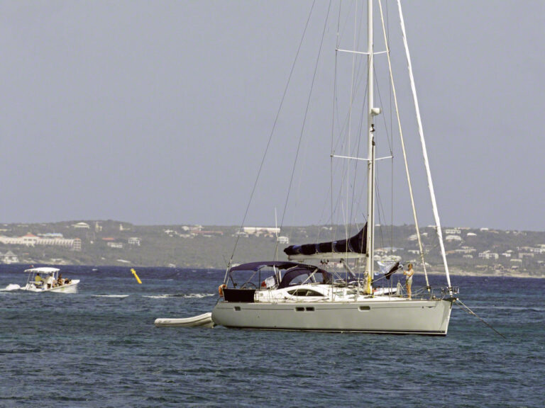 Jeanneau 54 in Grand Case