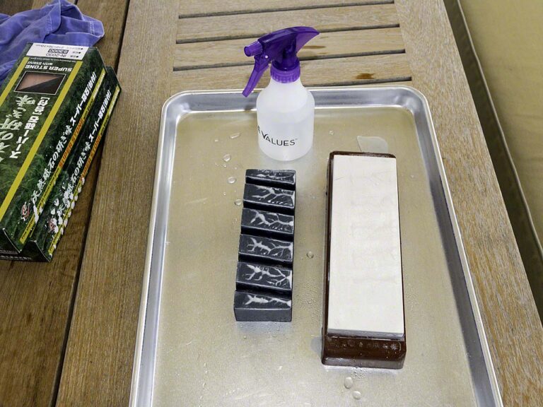 Honing straight edge razors