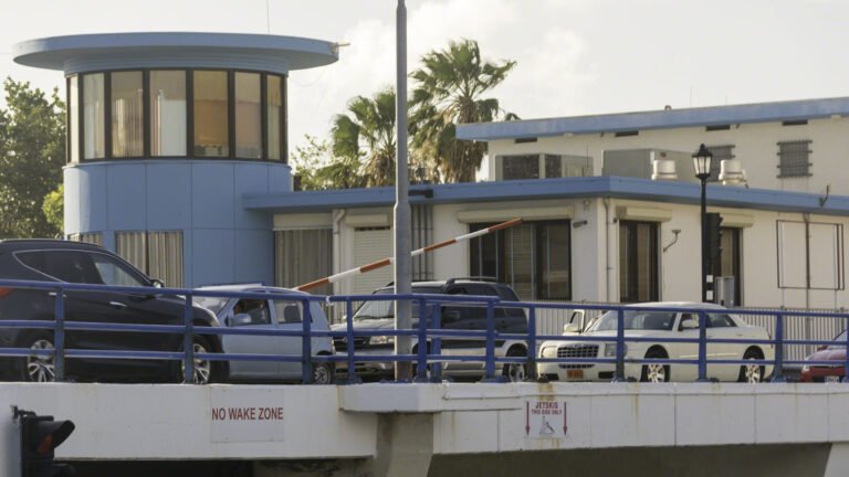 The Bridge can't quite open