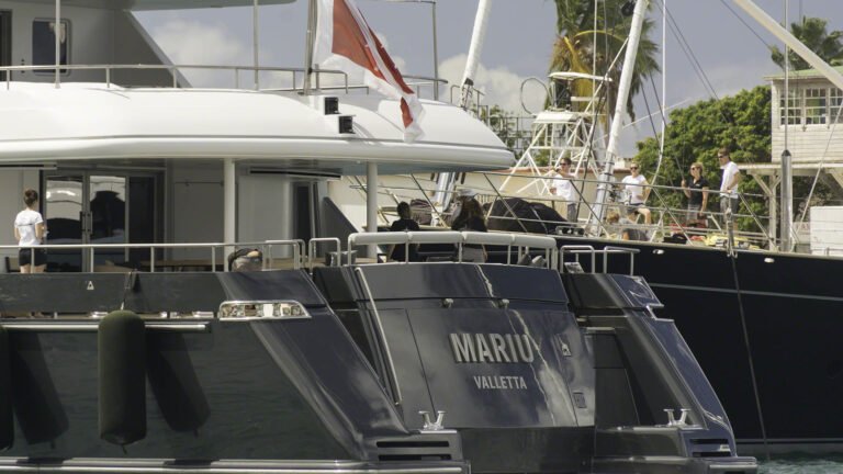 Mariu after dropping chain