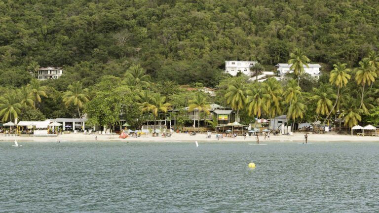 Busy Cane Garden Bay beach