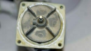 Repairing a slow leak in the Jabsco main head. Adding a bit of silicone sealant to the groove of the O-Ring  to make a good seal.