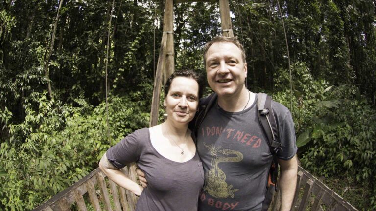 Photo opportunity on the hanging bridge at la Maison du Foret