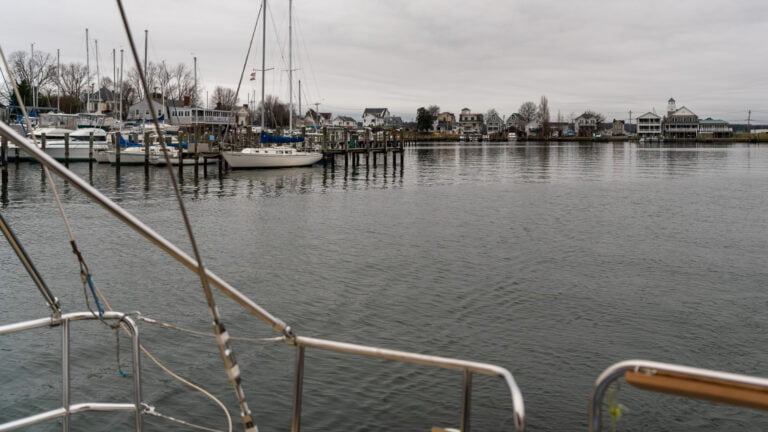 Departing the docks at Solomon's Island