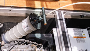 Manual hand-pump in generator compartment - 1liter of diesel removed