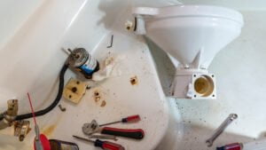 Master toilet repair - Zen and the art of boat maintenance