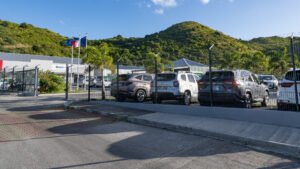 Car Rental return lot in Grand Case, before going off to Île Fourchue.