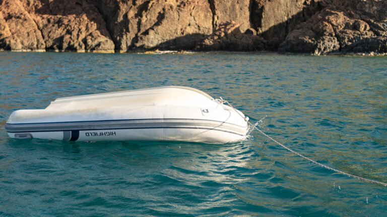 Flipped dinghy at Ile Fourchue