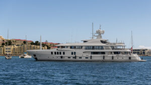 Neninka before entering Simpson Bay