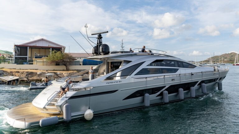Queen B Sport Pershing 9x