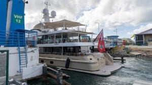 Amigos at the Bridge