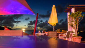 Hotel Bois Joli at night