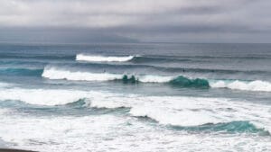 Ribeira Grande beach break surfing