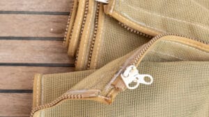 Stuck zipper soaking in PB Blaster