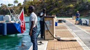 Dockmasters taking in the lines